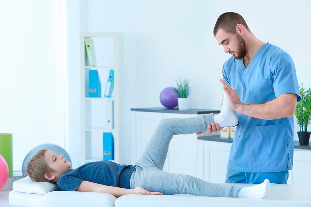 كيف يصاب الأطفال بالشلل ؟ ثقافة عامة كيف يصاب الأطفال بالشلل